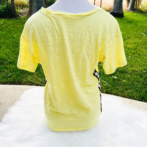 Pink Victoria’s Secret Yellow Las Vegas Tee Small - Picture 3 of 4